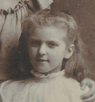 Gladys Mary BODDINGTON (b.1885)